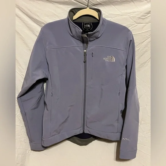 SOLD Women’s The North Face Apex Bionic Soft Shell Jacket - Picture 10 of 10